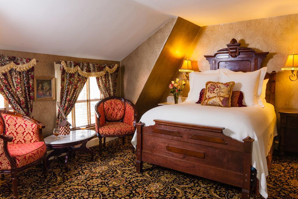 The Village Of 4* Woodstock