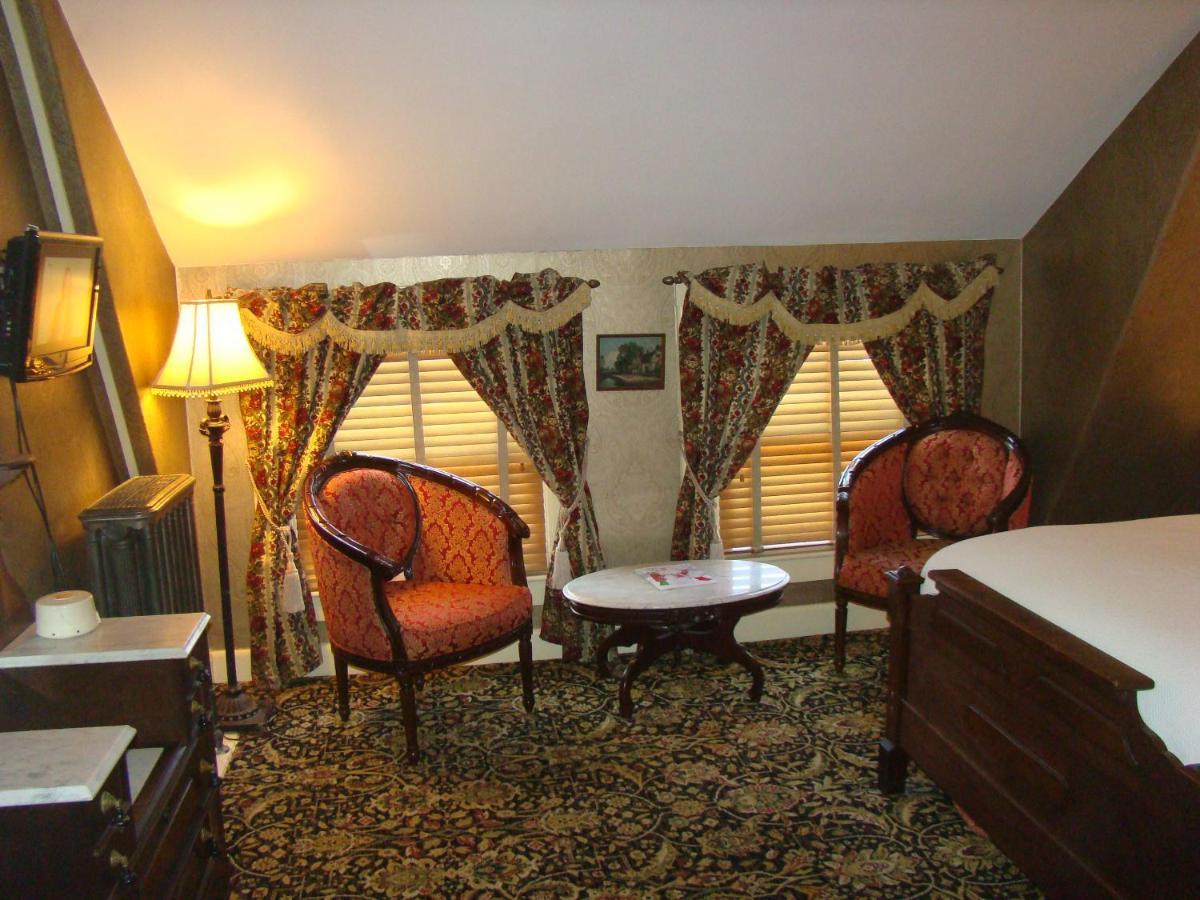 Bed & Breakfast The Village Of 4*